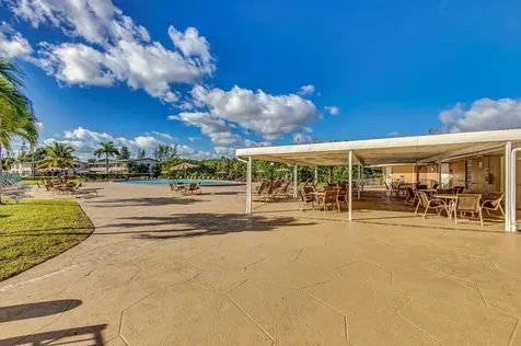 267 Wellington J West Palm Beach FL 33417