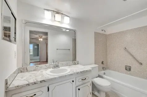 267 Wellington J West Palm Beach FL 33417