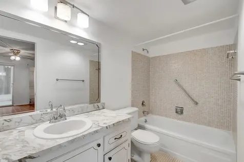 267 Wellington J West Palm Beach FL 33417