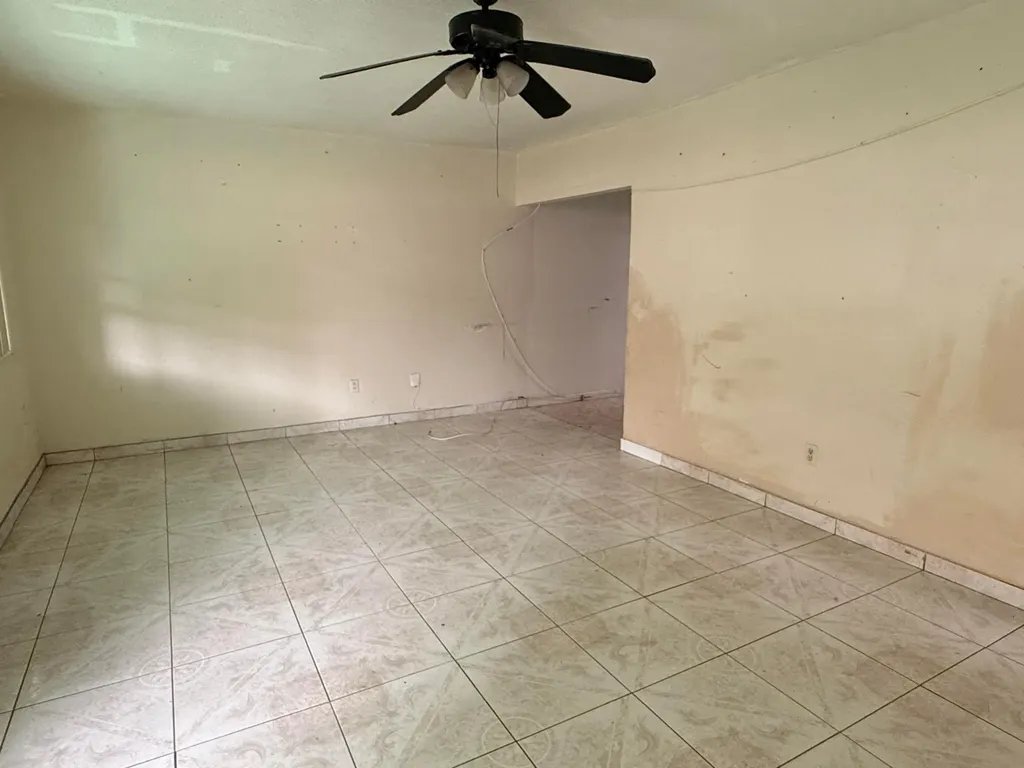 430 NE 75th Street Miami FL 33138