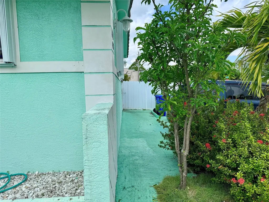 430 NE 75th Street Miami FL 33138