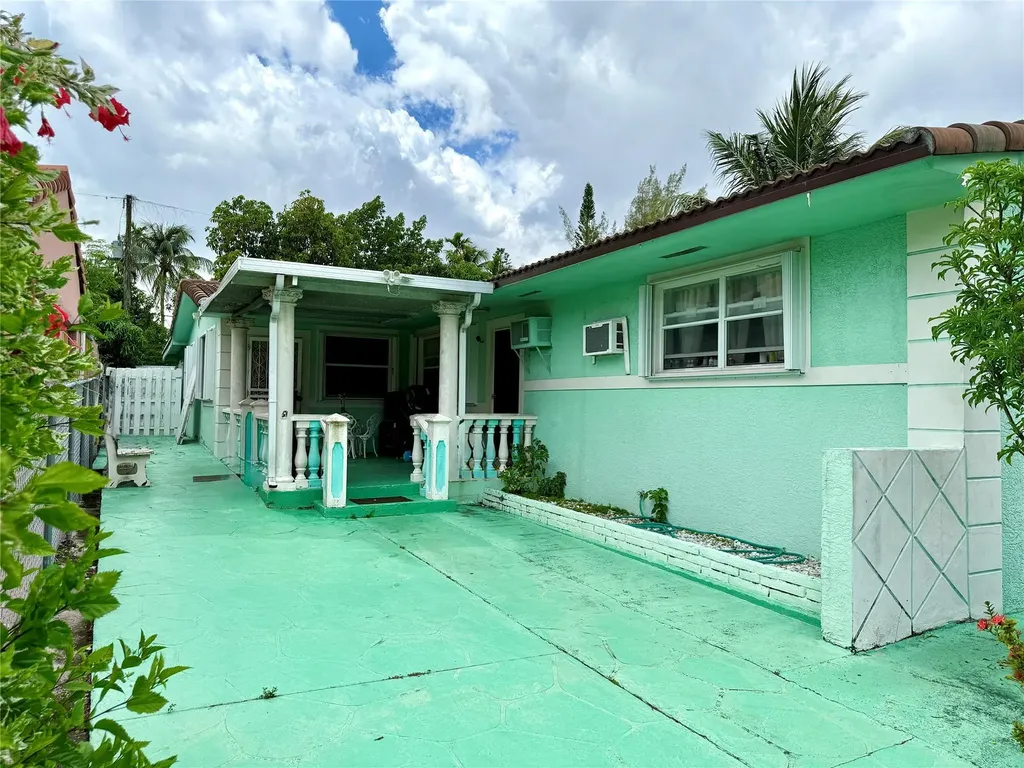 430 NE 75th Street Miami FL 33138