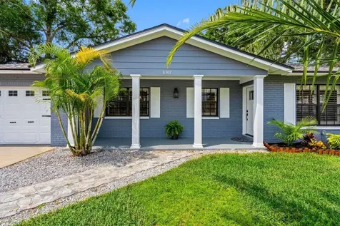 8307 Boxwood Drive Tampa FL 33615