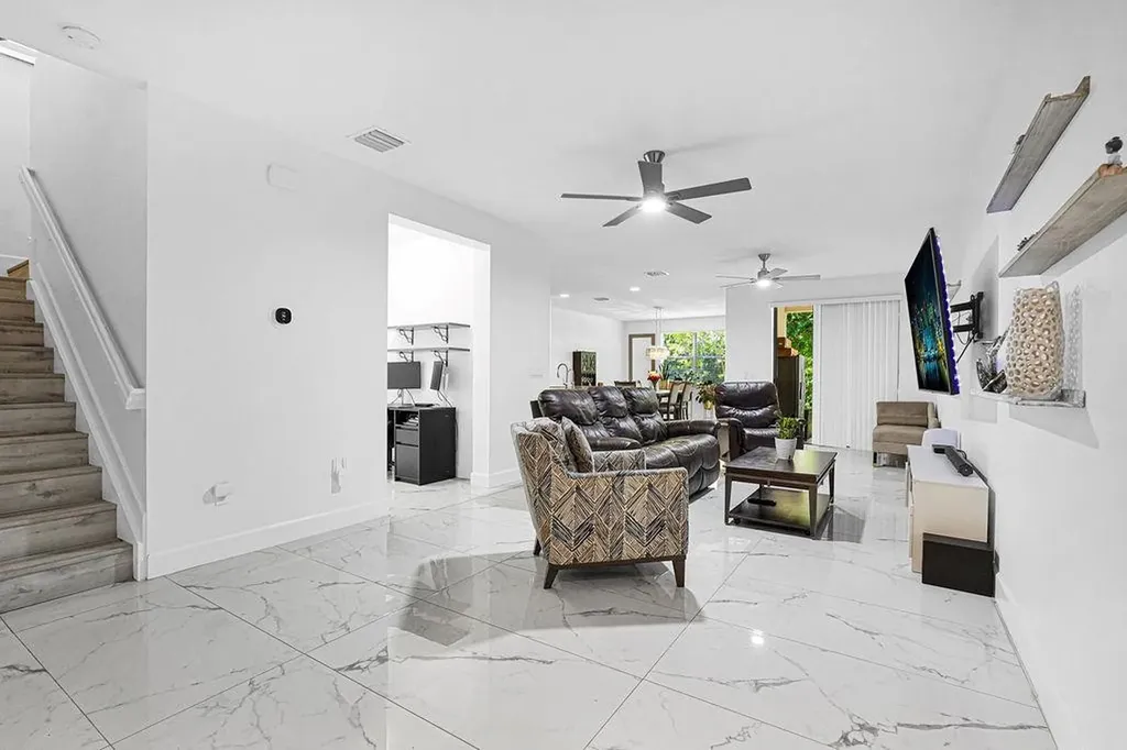 453 NW 36th Avenue Pompano Beach FL 33069