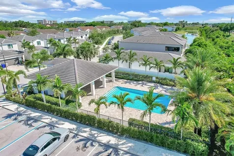 453 NW 36th Avenue Pompano Beach FL 33069