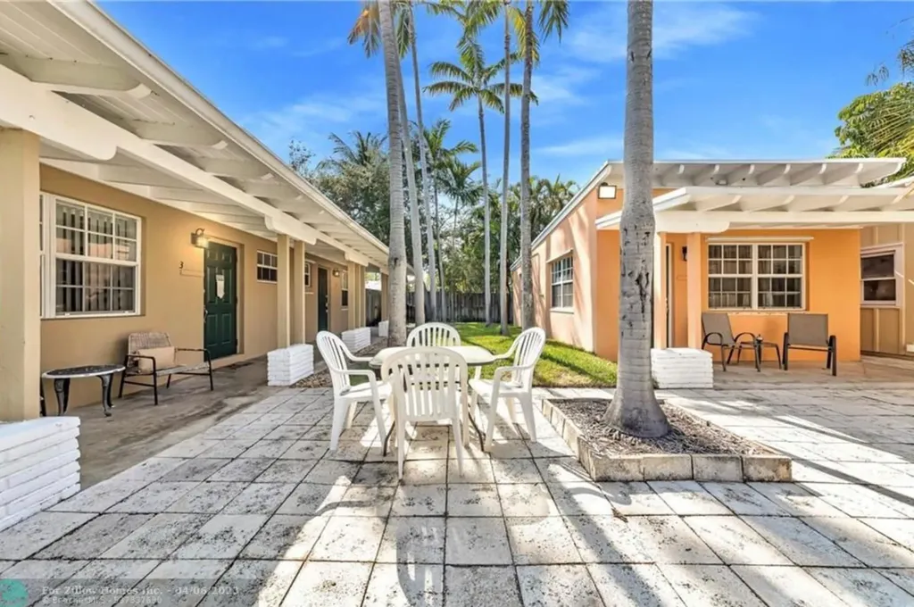 805 NE 17th Avenue Fort Lauderdale FL 33304