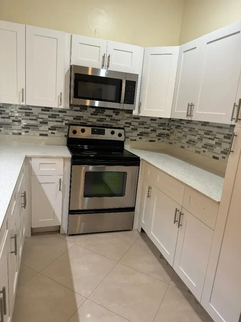 5201 SW 31st Avenue Fort Lauderdale FL 33312
