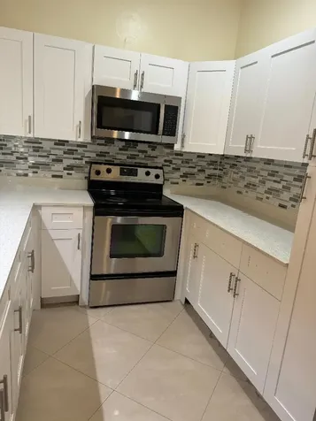 5201 SW 31st Avenue Fort Lauderdale FL 33312
