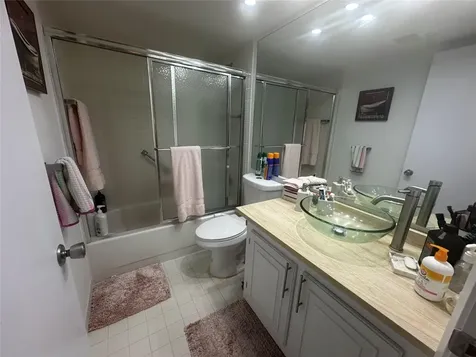 4502 Martinique Way Coconut Creek FL 33066