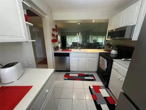 4502 Martinique Way Coconut Creek FL 33066