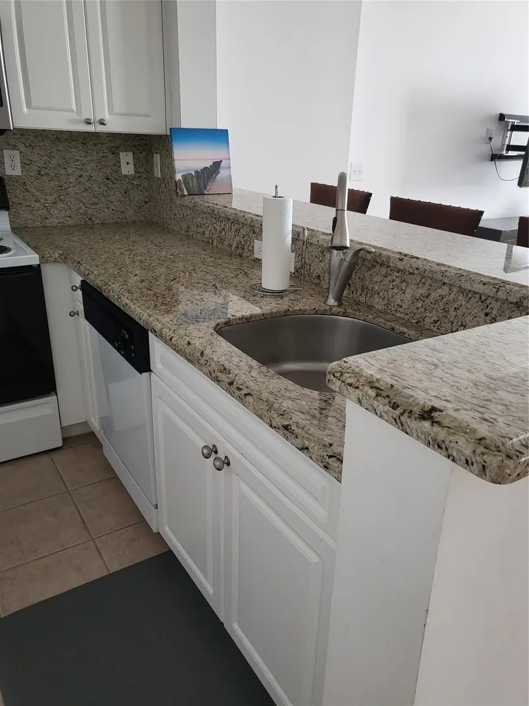 520 SE 5th Avenue Fort Lauderdale FL 33301