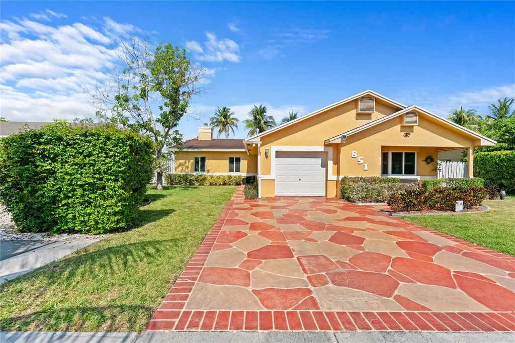 851 SW 55th Avenue Margate FL 33068