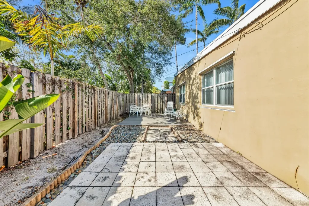 805 NE 17th Avenue Fort Lauderdale FL 33304