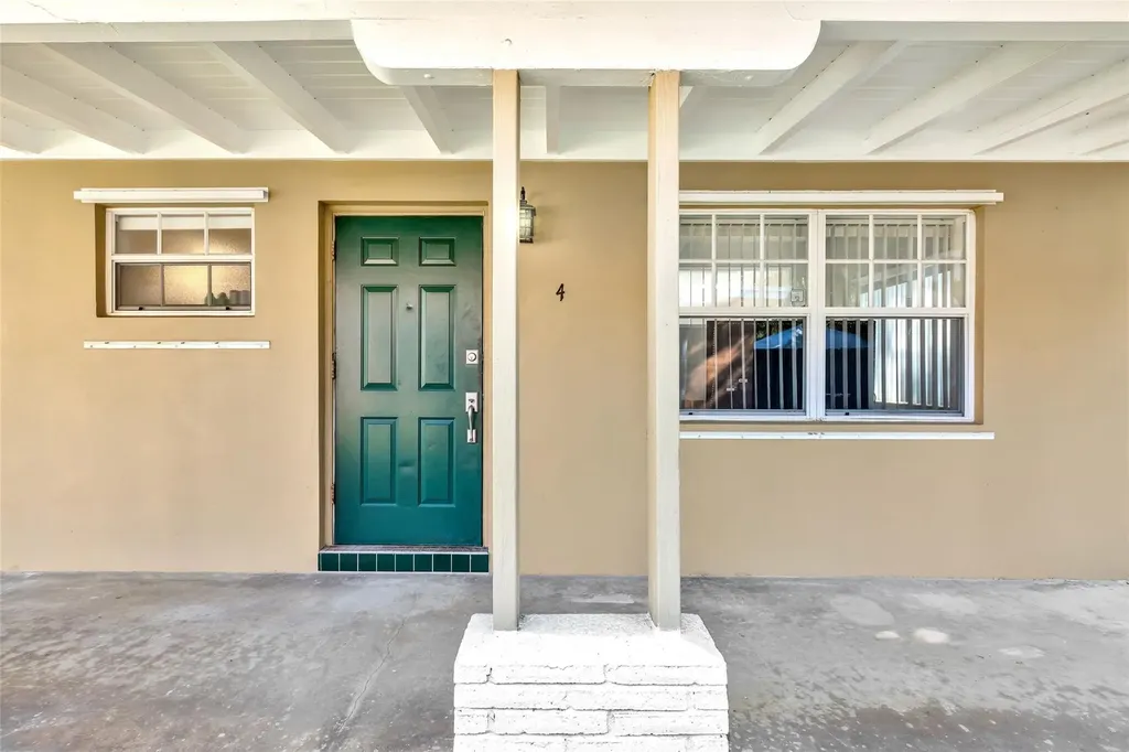 805 NE 17th Avenue Fort Lauderdale FL 33304