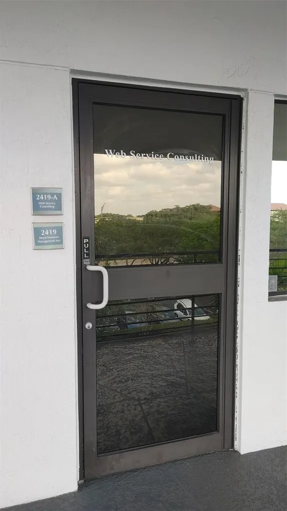 2405 N University Drive Coral Springs FL 33065