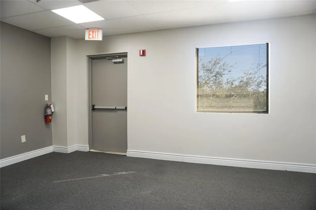 2405 N University Drive Coral Springs FL 33065