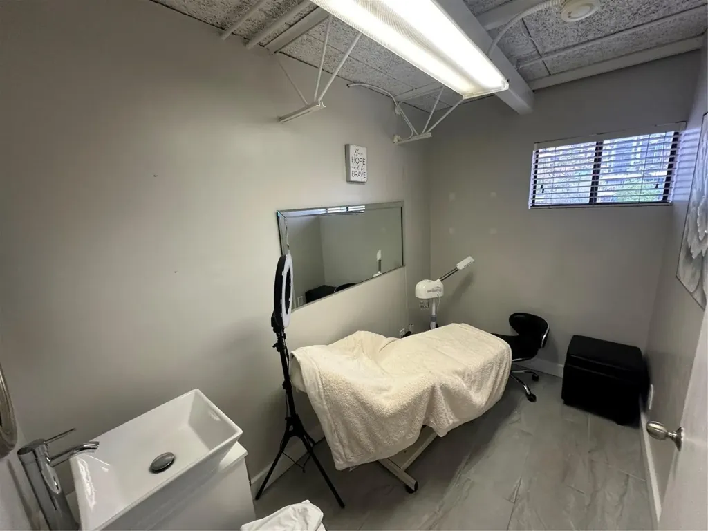 3045 N Federal Highway Fort Lauderdale FL 33306