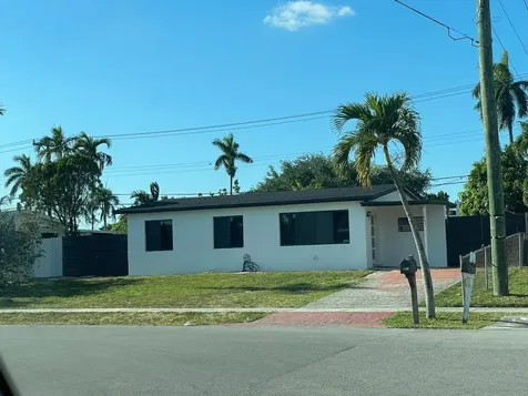5601 SW 39th Street Davie FL 33314