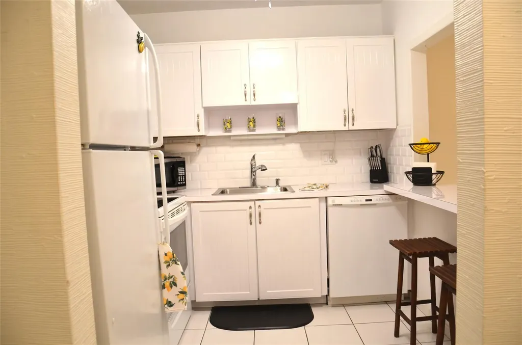 255 S Cypress Road Pompano Beach FL 33060