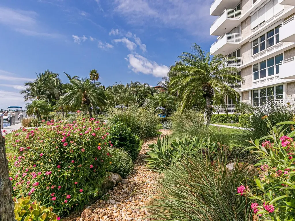 888 Intracoastal Drive Fort Lauderdale FL 33304