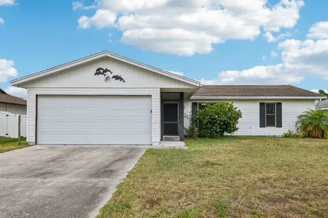 173 SW Starfish Avenue Port St Lucie FL 34984
