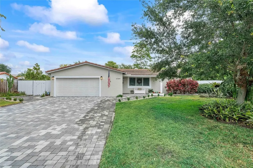 4209 NW 75th Avenue Coral Springs FL 33065