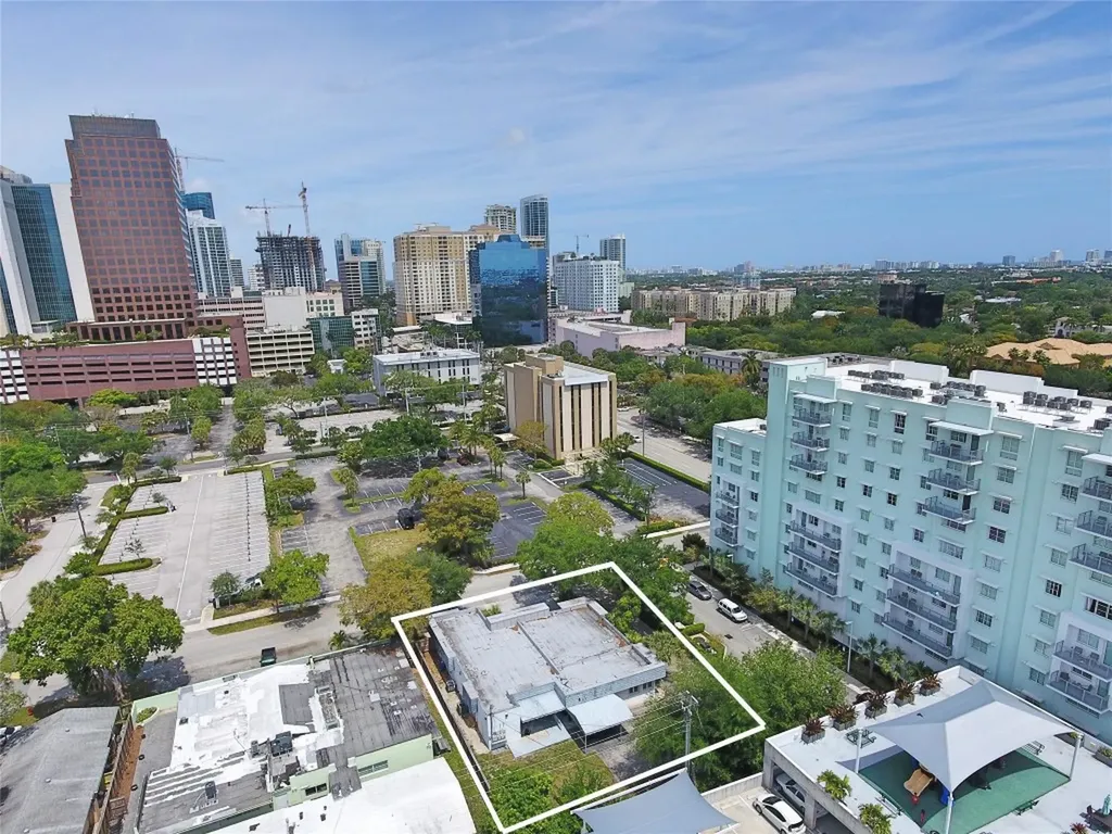 212 SE 8th Street Fort Lauderdale FL 33316