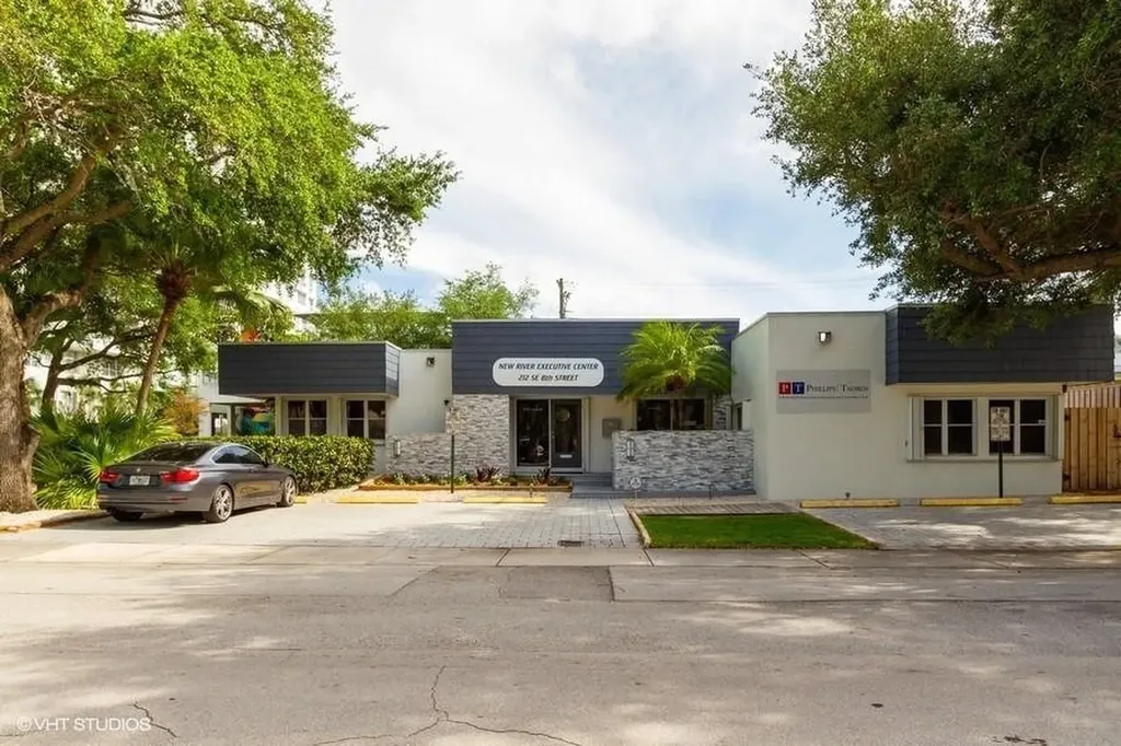212 SE 8th Street Fort Lauderdale FL 33316