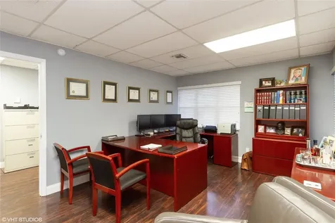 212 SE 8th Street Fort Lauderdale FL 33316
