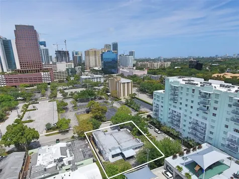 212 SE 8th Street Fort Lauderdale FL 33316
