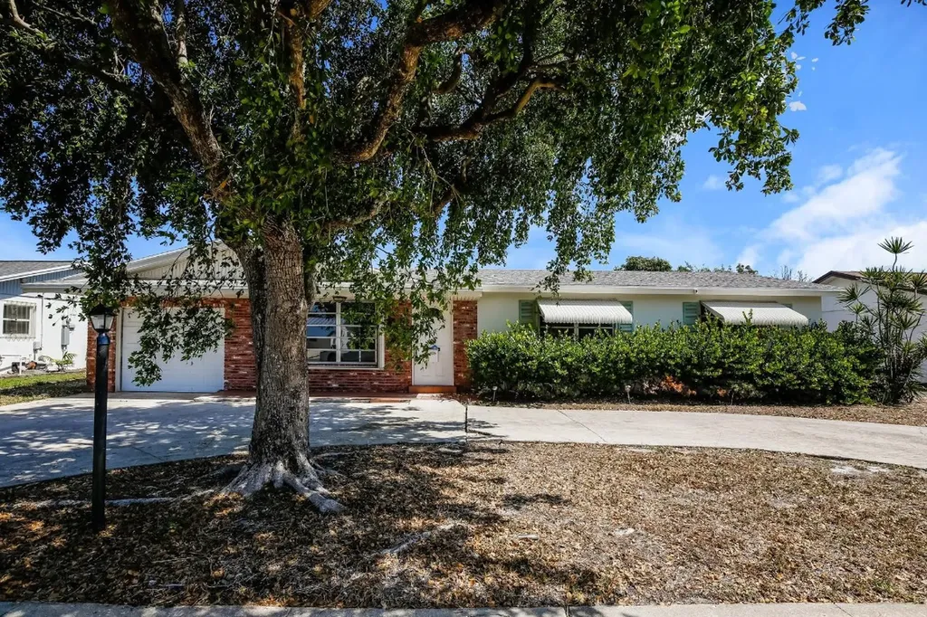 2607 Bahia Road West Palm Beach FL 33406