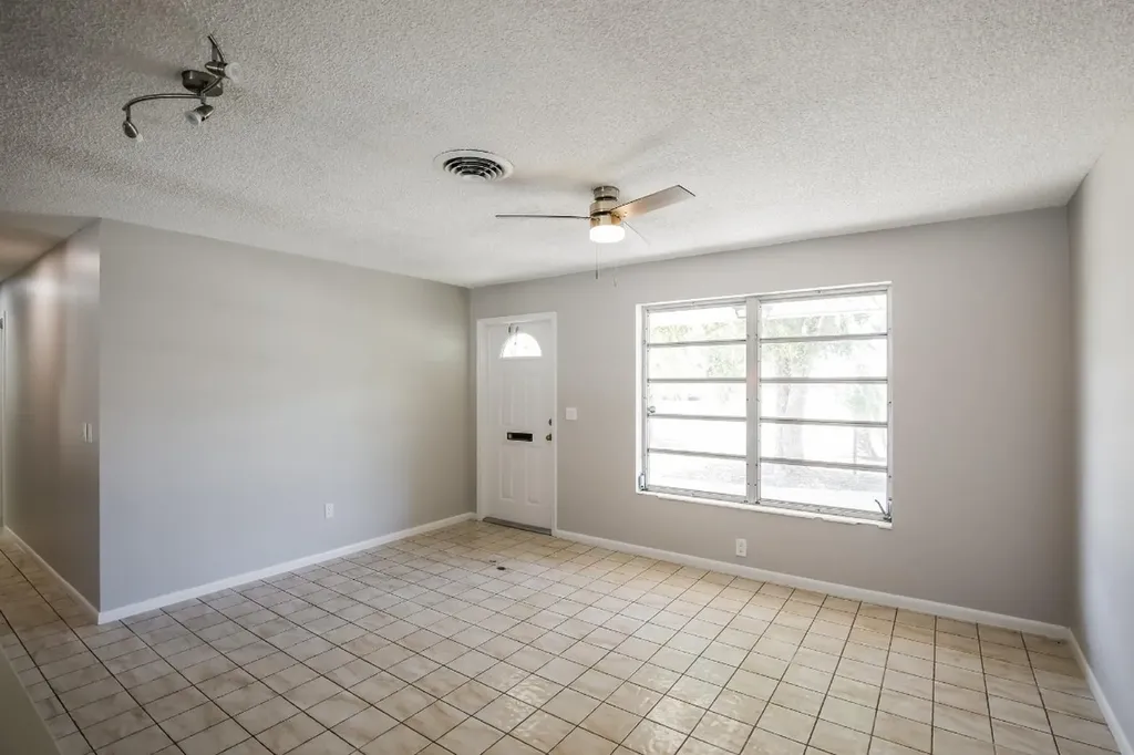 2607 Bahia Road West Palm Beach FL 33406