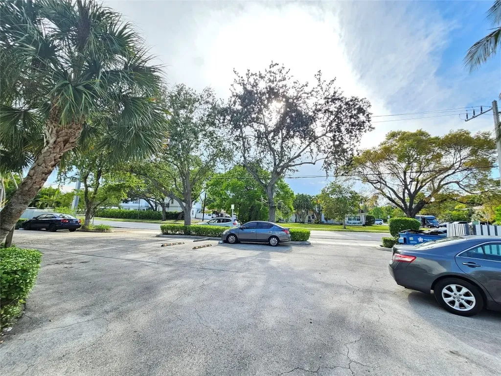 1354 Bayview Drive Fort Lauderdale FL 33304