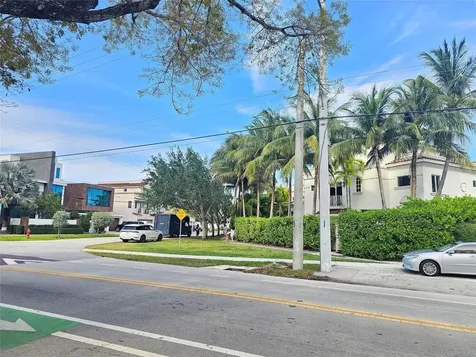 1354 Bayview Drive Fort Lauderdale FL 33304