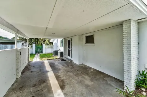 5240 20th Street Vero Beach FL 32966