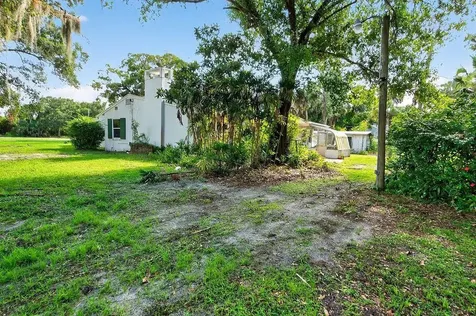 5240 20th Street Vero Beach FL 32966