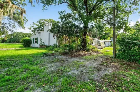 5240 20th Street Vero Beach FL 32966