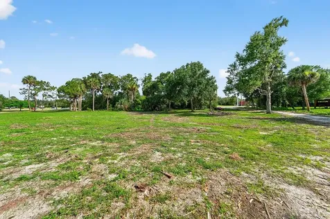 5240 20th Street Vero Beach FL 32966