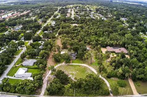5240 20th Street Vero Beach FL 32966