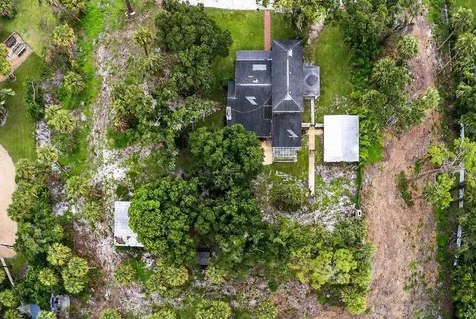 5240 20th Street Vero Beach FL 32966