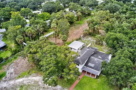 5240 20th Street Vero Beach FL 32966