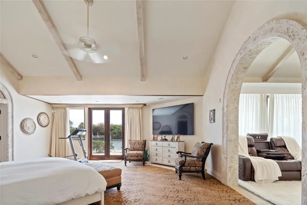 3100 NE 46th Street Lighthouse Point FL 33064