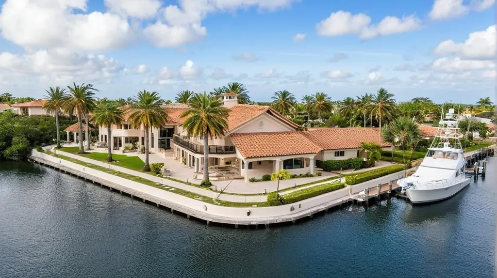 3100 NE 46th Street Lighthouse Point FL 33064