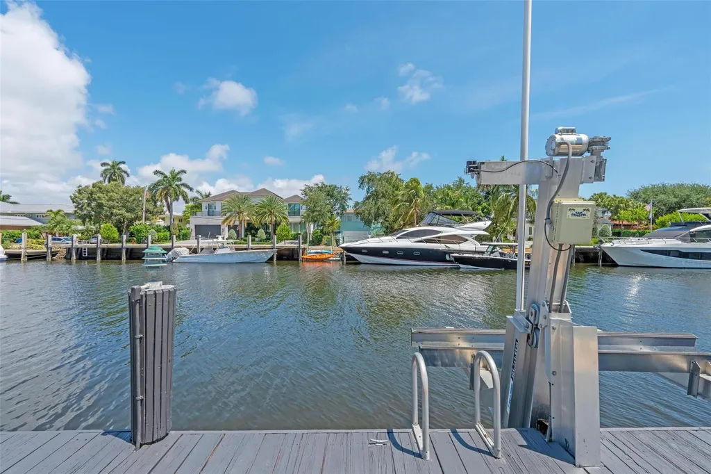 1749 SE 9th Street Fort Lauderdale FL 33316