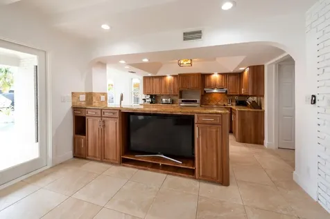 1749 SE 9th Street Fort Lauderdale FL 33316