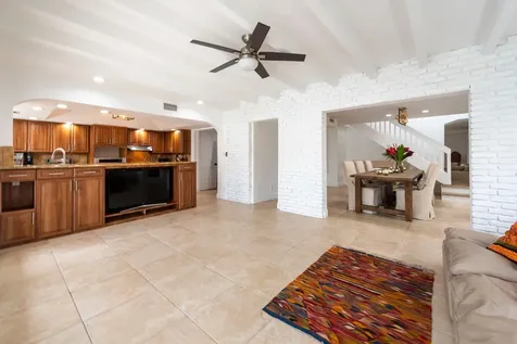 1749 SE 9th Street Fort Lauderdale FL 33316