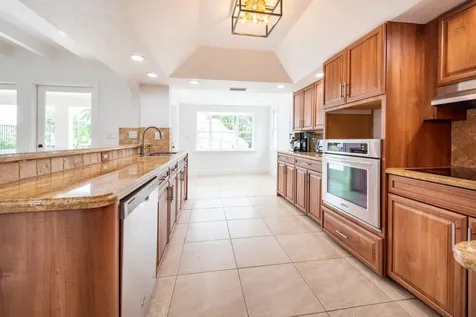 1749 SE 9th Street Fort Lauderdale FL 33316