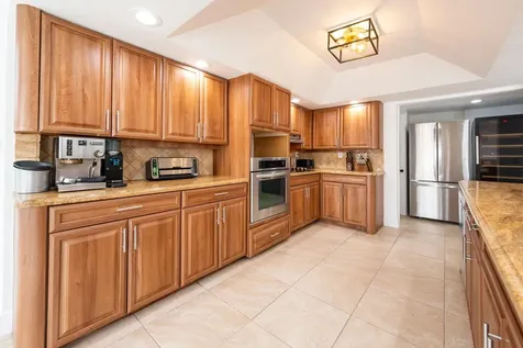 1749 SE 9th Street Fort Lauderdale FL 33316