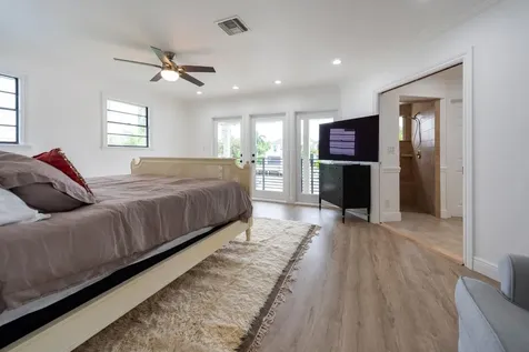 1749 SE 9th Street Fort Lauderdale FL 33316
