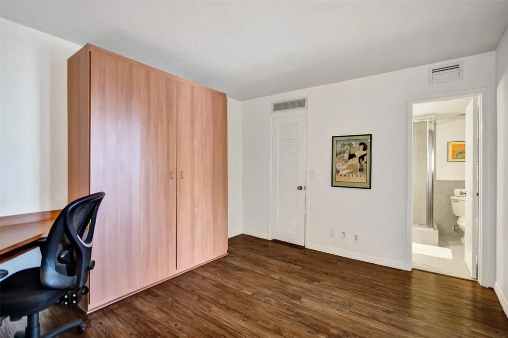 1051 Hillsboro Mile Hillsboro Beach FL 33062